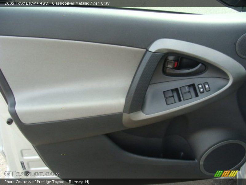 Classic Silver Metallic / Ash Gray 2009 Toyota RAV4 4WD