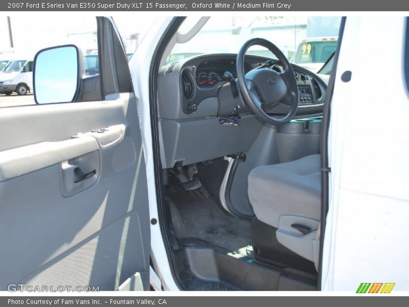Oxford White / Medium Flint Grey 2007 Ford E Series Van E350 Super Duty XLT 15 Passenger