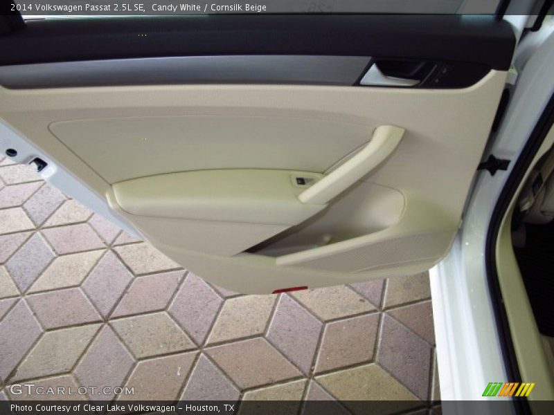 Candy White / Cornsilk Beige 2014 Volkswagen Passat 2.5L SE