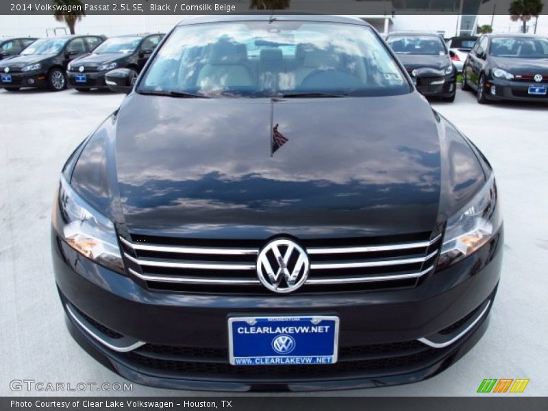 Black / Cornsilk Beige 2014 Volkswagen Passat 2.5L SE