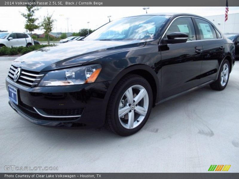 Black / Cornsilk Beige 2014 Volkswagen Passat 2.5L SE