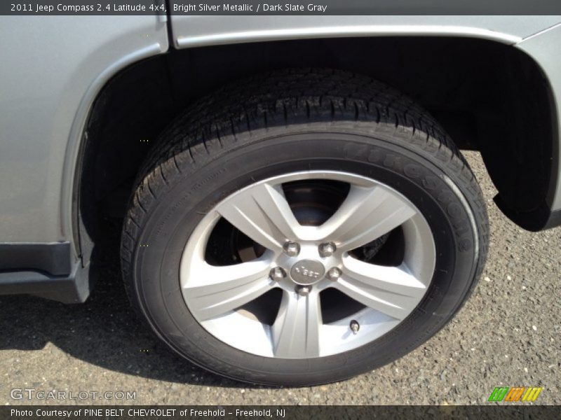 Bright Silver Metallic / Dark Slate Gray 2011 Jeep Compass 2.4 Latitude 4x4