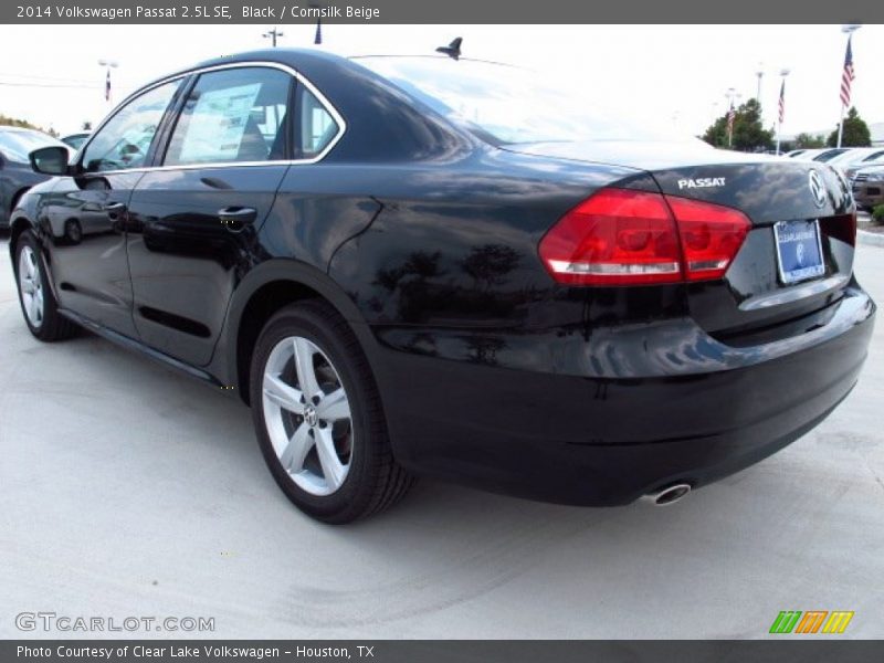 Black / Cornsilk Beige 2014 Volkswagen Passat 2.5L SE