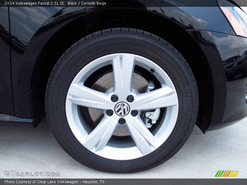 Black / Cornsilk Beige 2014 Volkswagen Passat 2.5L SE