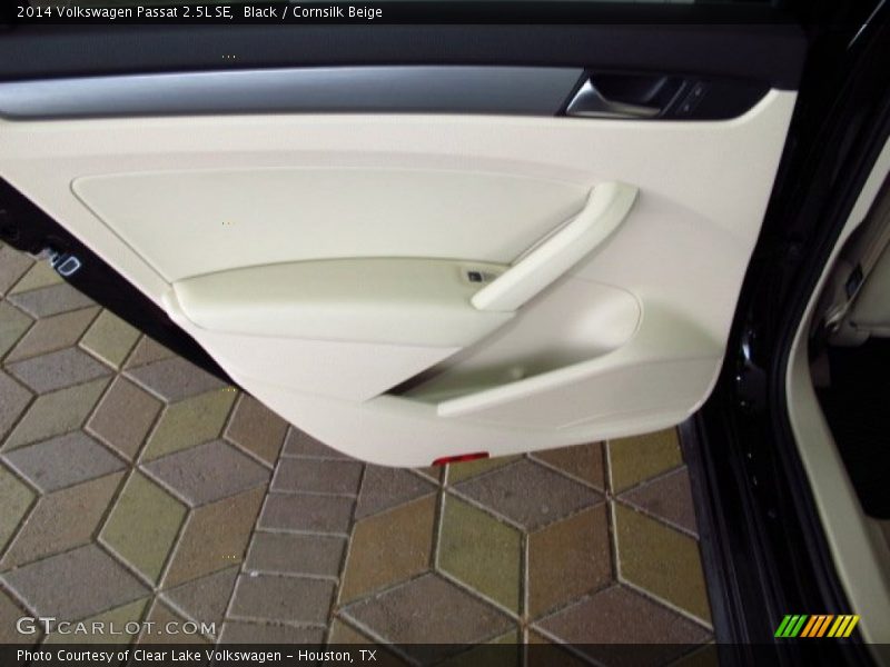 Black / Cornsilk Beige 2014 Volkswagen Passat 2.5L SE