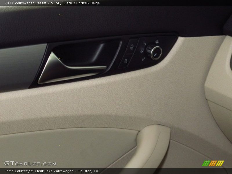 Black / Cornsilk Beige 2014 Volkswagen Passat 2.5L SE