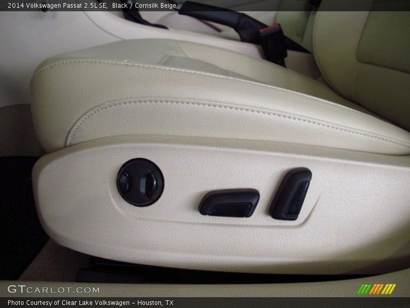 Black / Cornsilk Beige 2014 Volkswagen Passat 2.5L SE