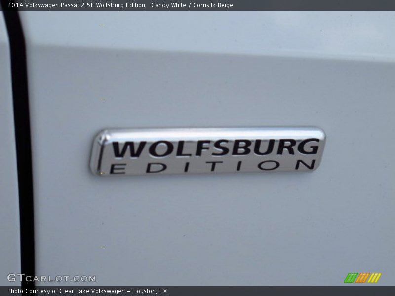 Candy White / Cornsilk Beige 2014 Volkswagen Passat 2.5L Wolfsburg Edition