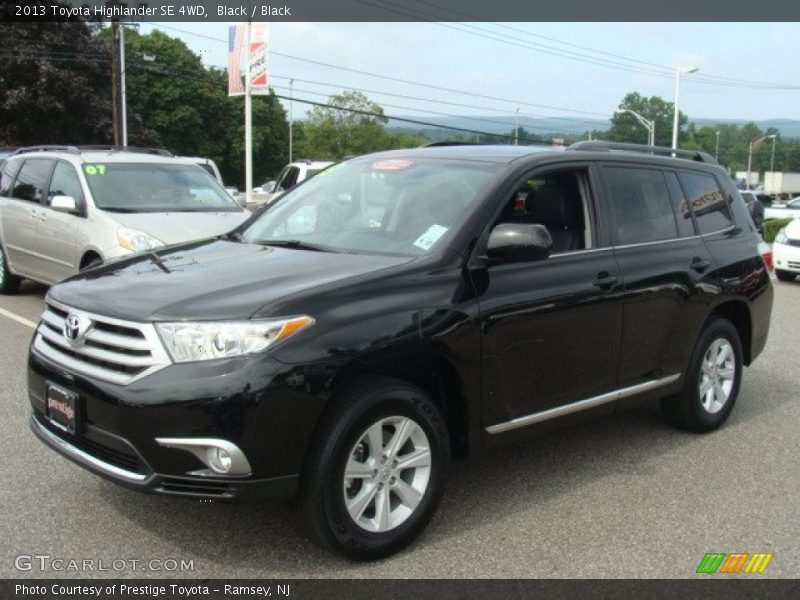 Black / Black 2013 Toyota Highlander SE 4WD