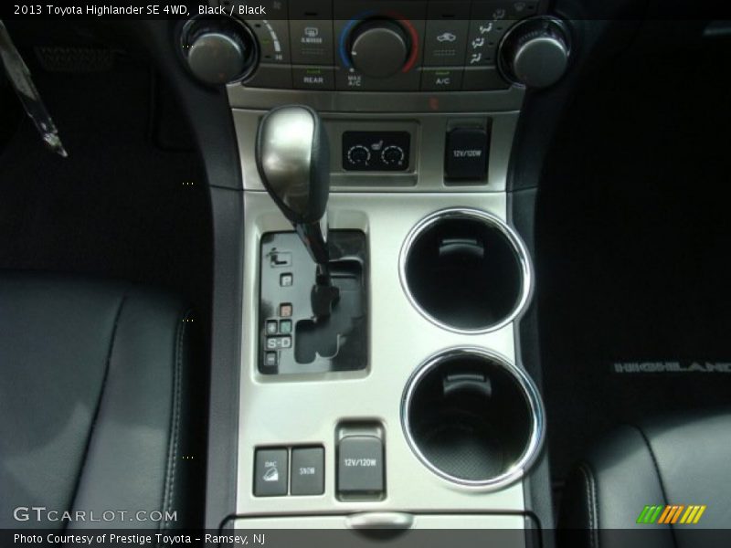 Black / Black 2013 Toyota Highlander SE 4WD