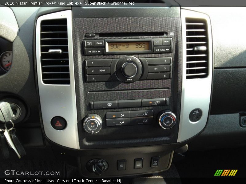 Super Black / Graphite/Red 2010 Nissan Frontier Pro-4X King Cab 4x4