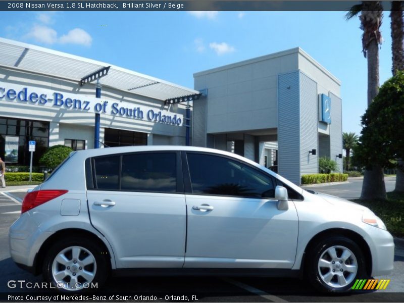 Brilliant Silver / Beige 2008 Nissan Versa 1.8 SL Hatchback