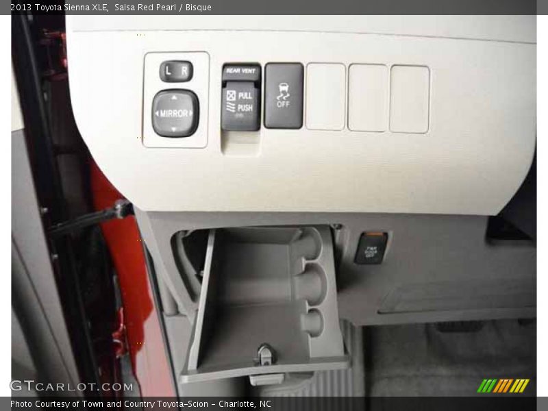Salsa Red Pearl / Bisque 2013 Toyota Sienna XLE