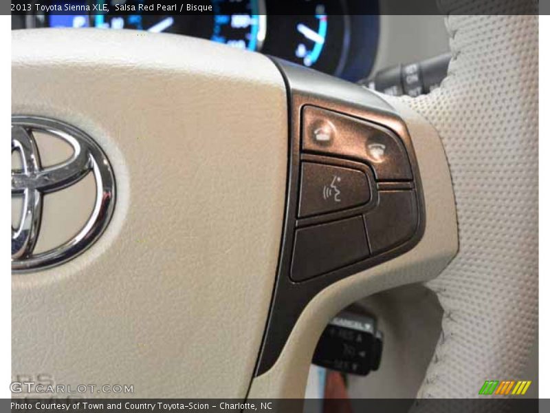 Salsa Red Pearl / Bisque 2013 Toyota Sienna XLE