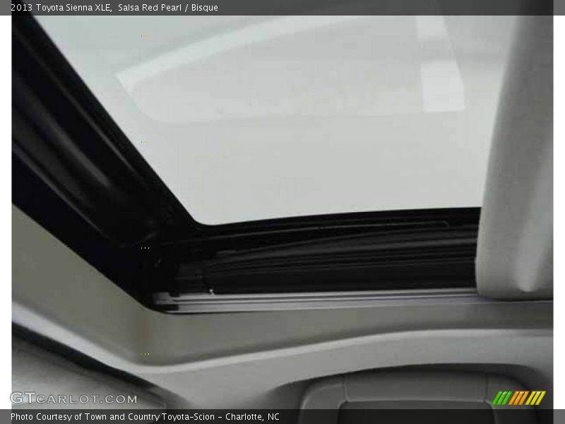 Salsa Red Pearl / Bisque 2013 Toyota Sienna XLE