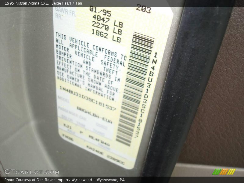 Beige Pearl / Tan 1995 Nissan Altima GXE