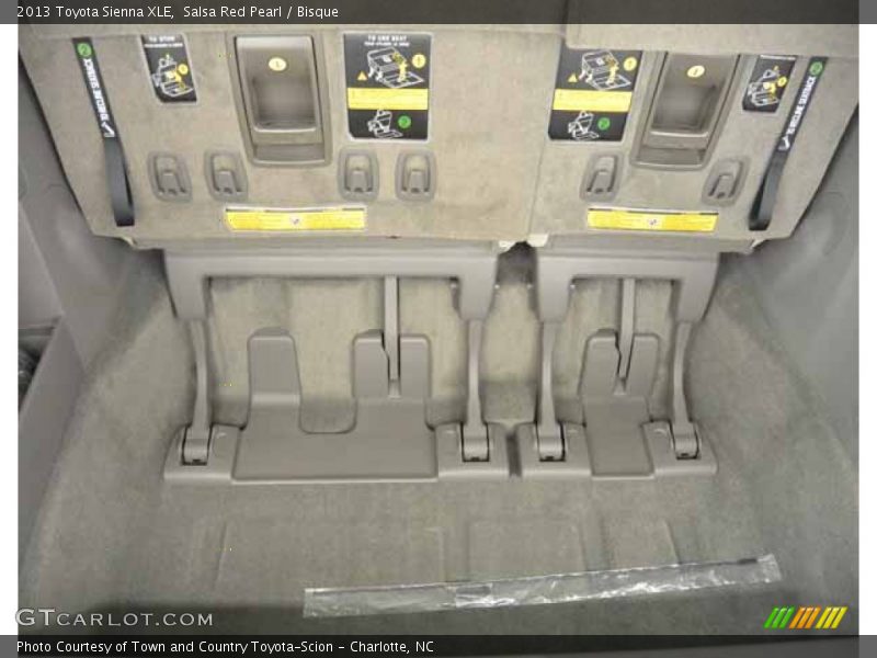 Salsa Red Pearl / Bisque 2013 Toyota Sienna XLE