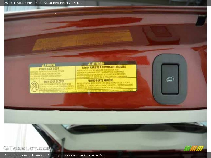 Salsa Red Pearl / Bisque 2013 Toyota Sienna XLE