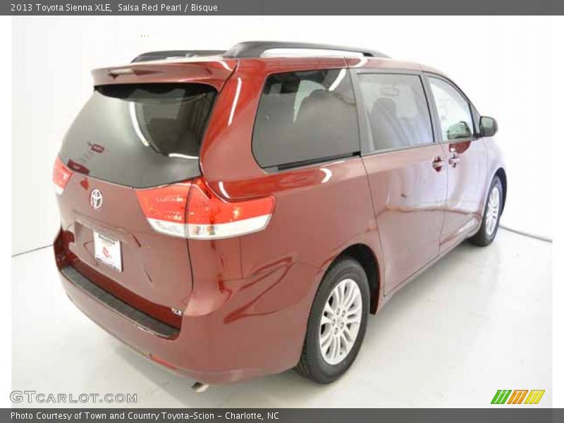 Salsa Red Pearl / Bisque 2013 Toyota Sienna XLE