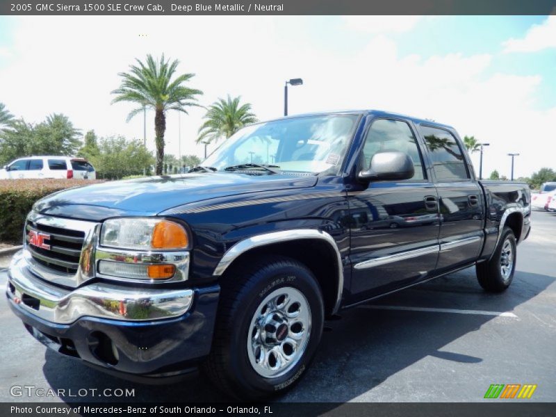 Deep Blue Metallic / Neutral 2005 GMC Sierra 1500 SLE Crew Cab