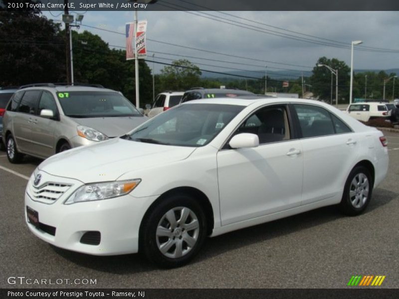 Super White / Ash Gray 2010 Toyota Camry LE