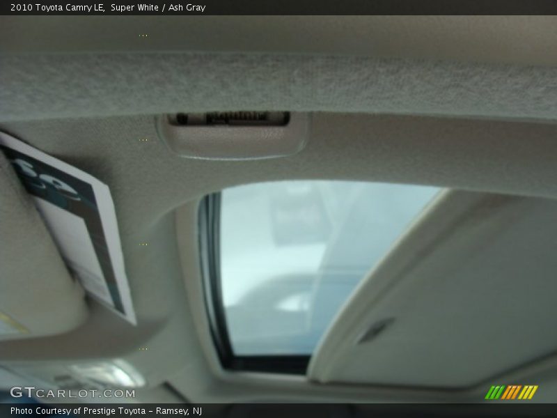 Super White / Ash Gray 2010 Toyota Camry LE