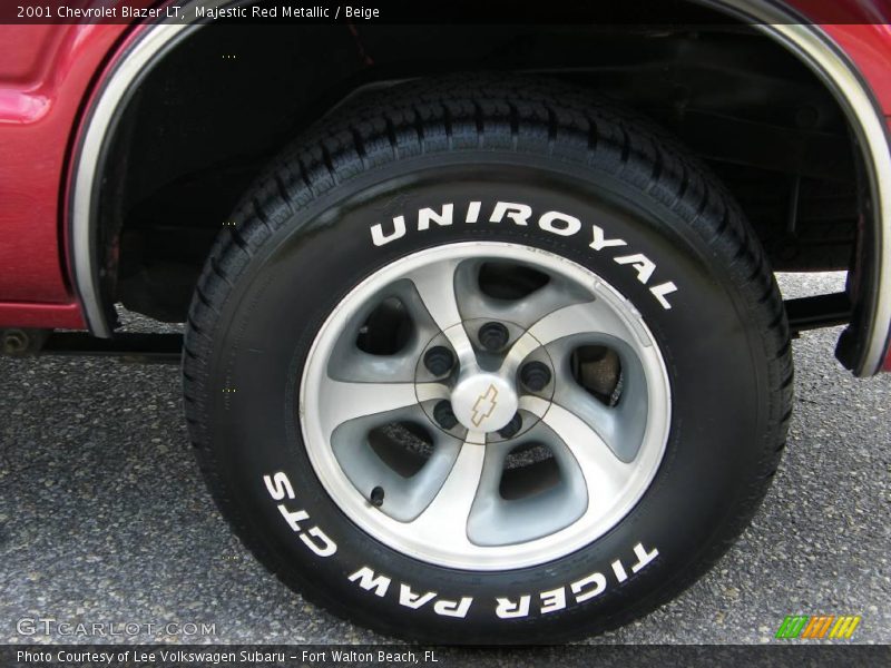 Majestic Red Metallic / Beige 2001 Chevrolet Blazer LT