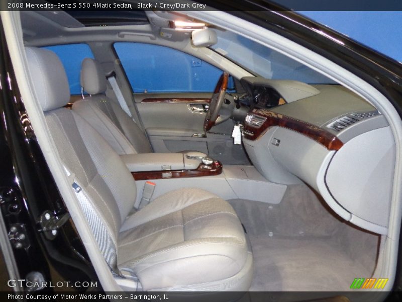 Black / Grey/Dark Grey 2008 Mercedes-Benz S 550 4Matic Sedan