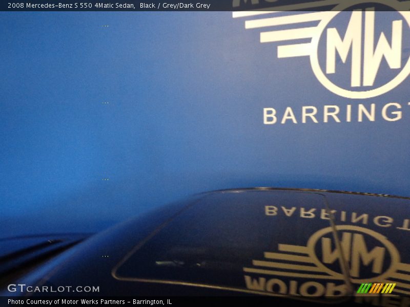 Black / Grey/Dark Grey 2008 Mercedes-Benz S 550 4Matic Sedan