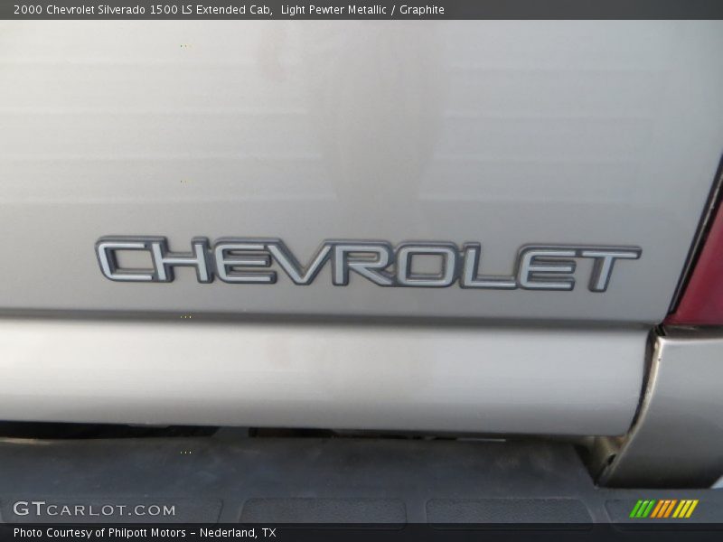 Light Pewter Metallic / Graphite 2000 Chevrolet Silverado 1500 LS Extended Cab
