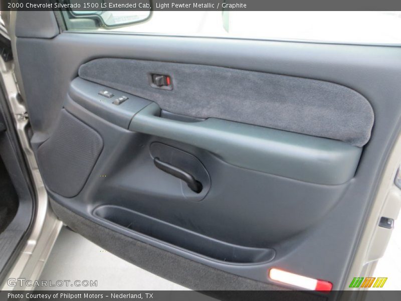 Light Pewter Metallic / Graphite 2000 Chevrolet Silverado 1500 LS Extended Cab