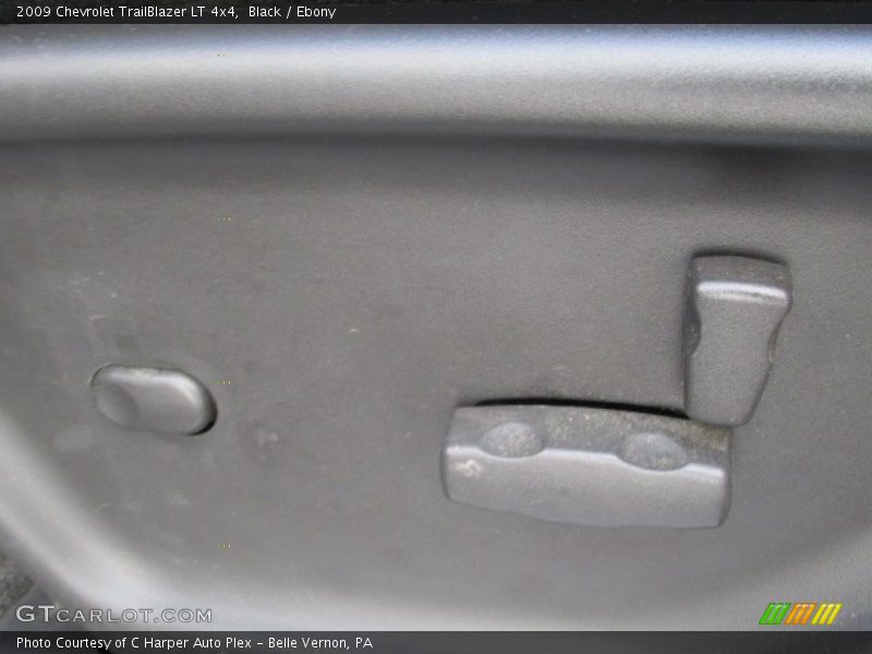 Black / Ebony 2009 Chevrolet TrailBlazer LT 4x4