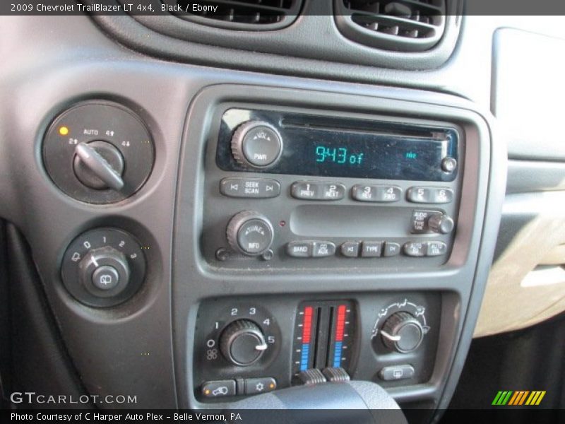 Black / Ebony 2009 Chevrolet TrailBlazer LT 4x4