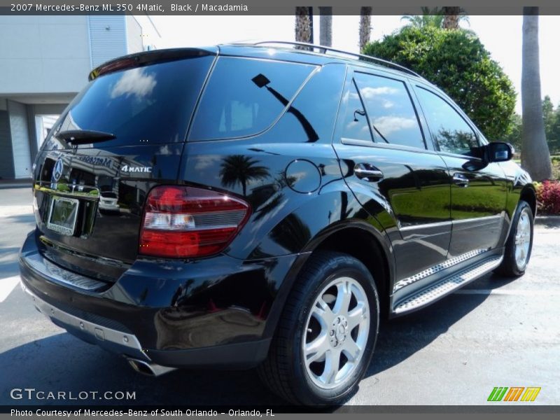 Black / Macadamia 2007 Mercedes-Benz ML 350 4Matic