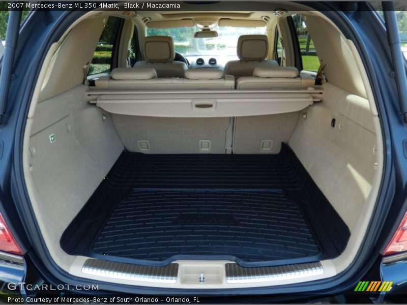 Black / Macadamia 2007 Mercedes-Benz ML 350 4Matic