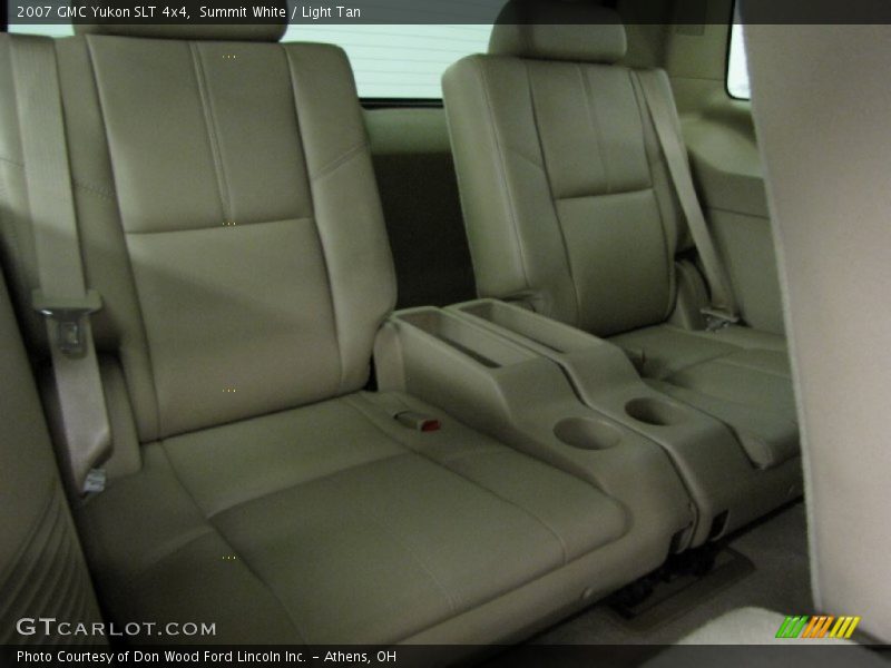 Summit White / Light Tan 2007 GMC Yukon SLT 4x4