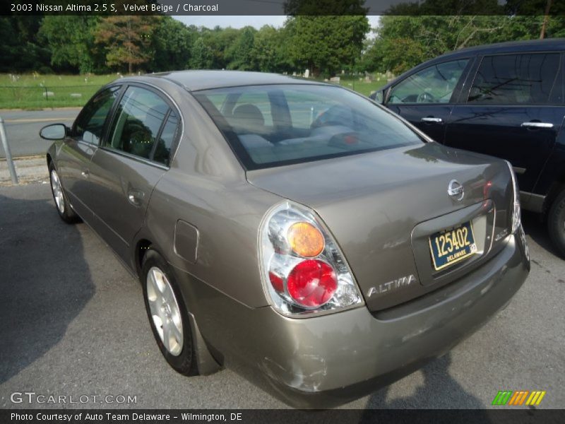 Velvet Beige / Charcoal 2003 Nissan Altima 2.5 S