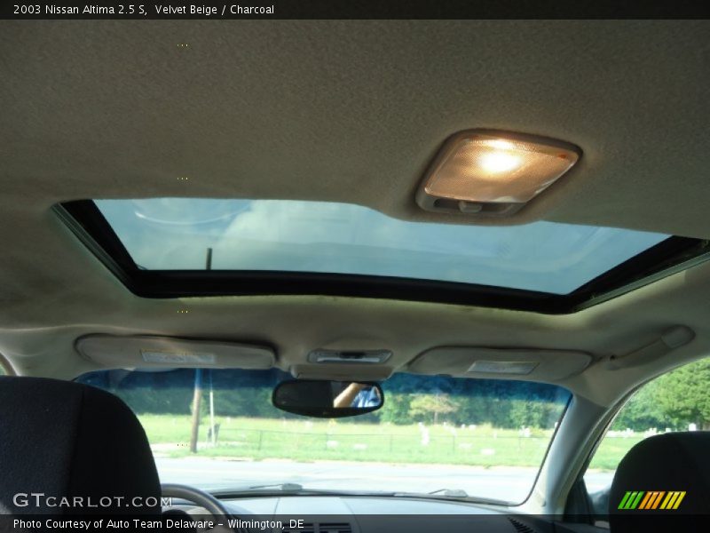 Velvet Beige / Charcoal 2003 Nissan Altima 2.5 S