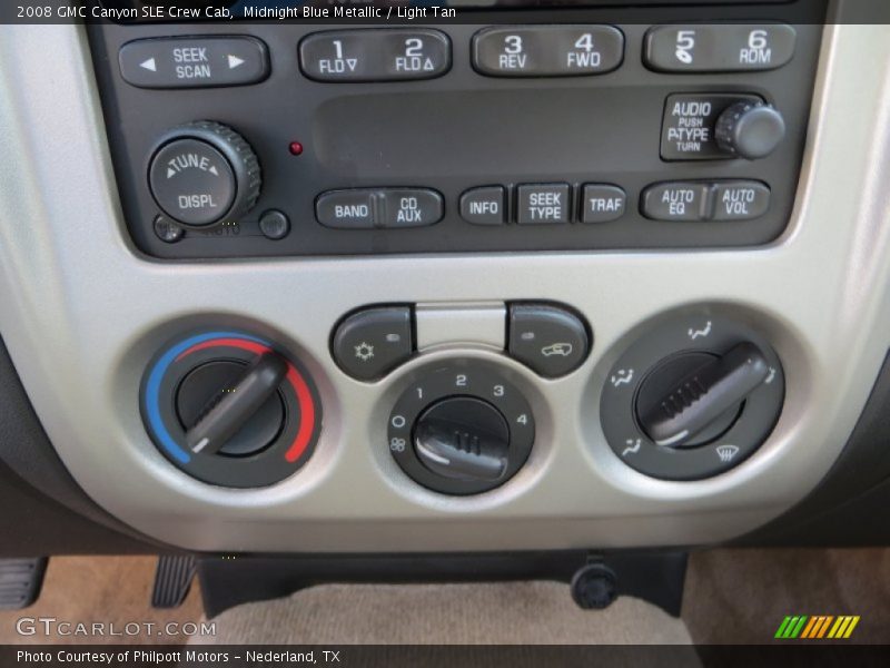 Controls of 2008 Canyon SLE Crew Cab