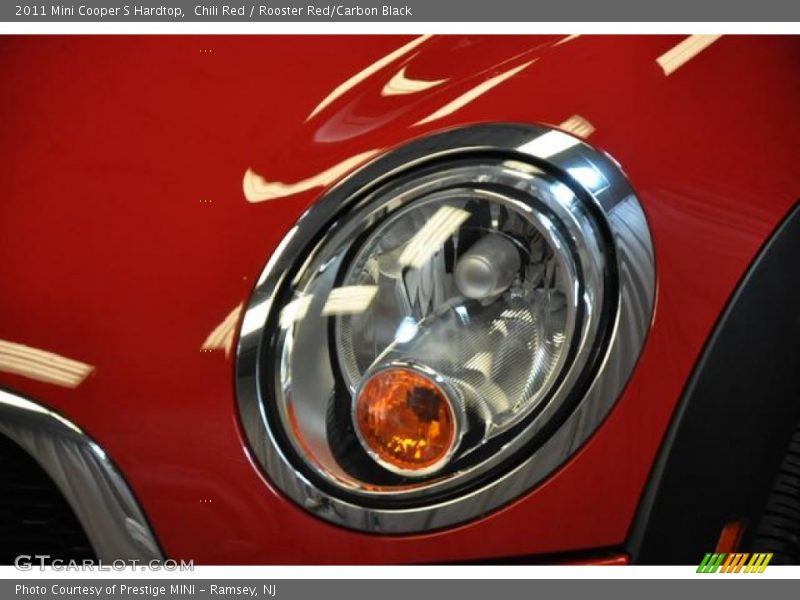 Chili Red / Rooster Red/Carbon Black 2011 Mini Cooper S Hardtop