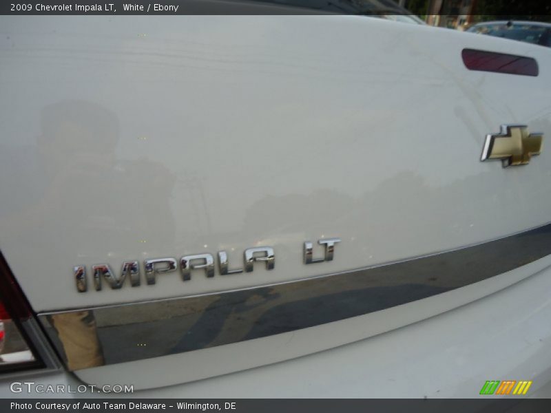 White / Ebony 2009 Chevrolet Impala LT