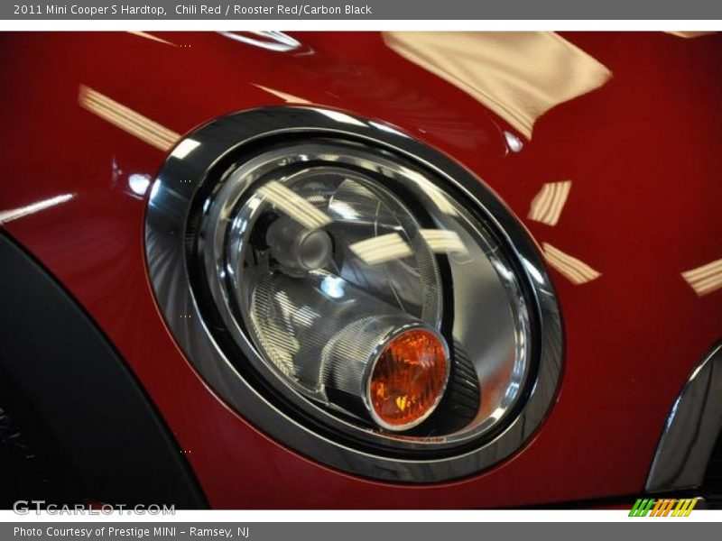 Chili Red / Rooster Red/Carbon Black 2011 Mini Cooper S Hardtop