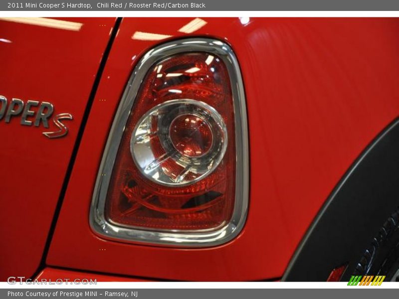 Chili Red / Rooster Red/Carbon Black 2011 Mini Cooper S Hardtop