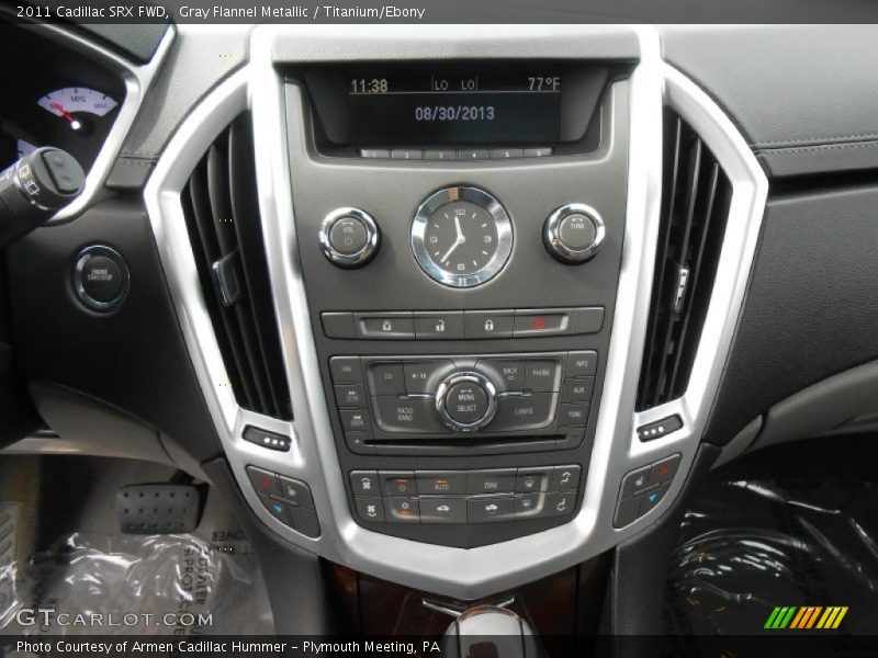 Gray Flannel Metallic / Titanium/Ebony 2011 Cadillac SRX FWD