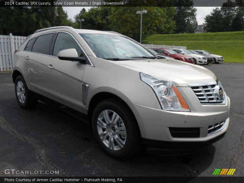 Front 3/4 View of 2014 SRX Luxury