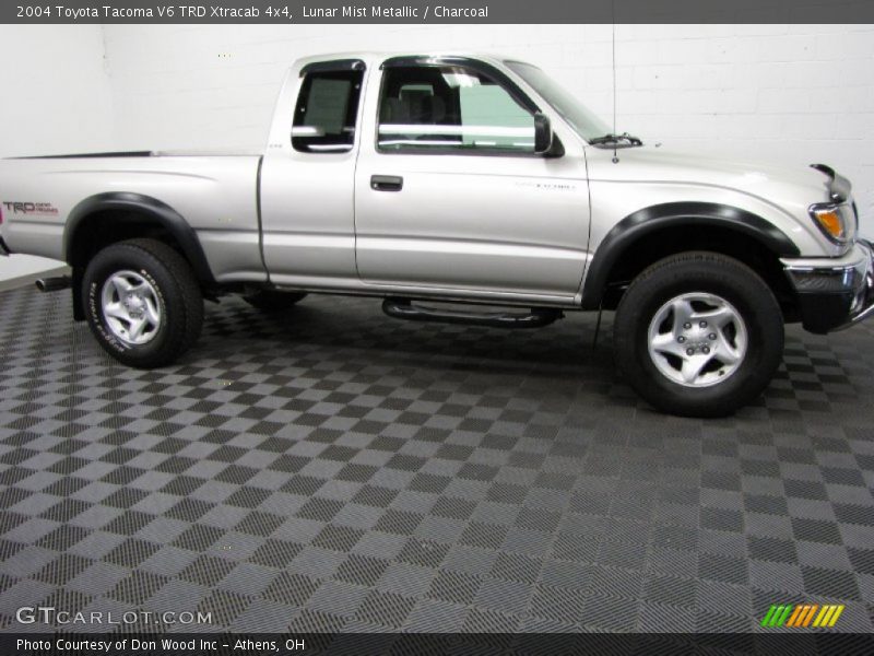Lunar Mist Metallic / Charcoal 2004 Toyota Tacoma V6 TRD Xtracab 4x4