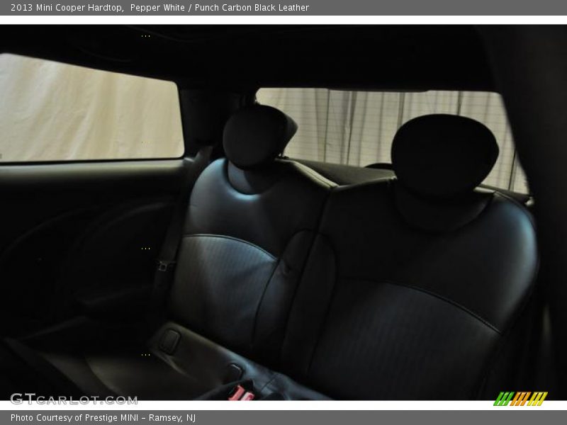 Pepper White / Punch Carbon Black Leather 2013 Mini Cooper Hardtop