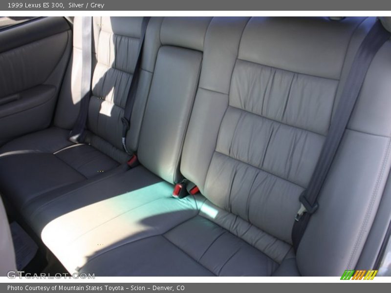 Silver / Grey 1999 Lexus ES 300