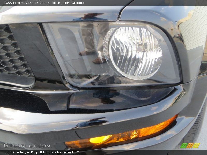 Black / Light Graphite 2009 Ford Mustang V6 Coupe