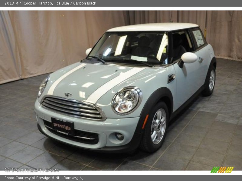 Ice Blue / Carbon Black 2013 Mini Cooper Hardtop